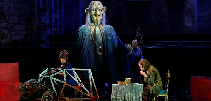 Mitreißendes Theater für die ganze Familie bietet Georg Büttels Inszenierung von Momo bei den Bad Hersfelder Festspielen.