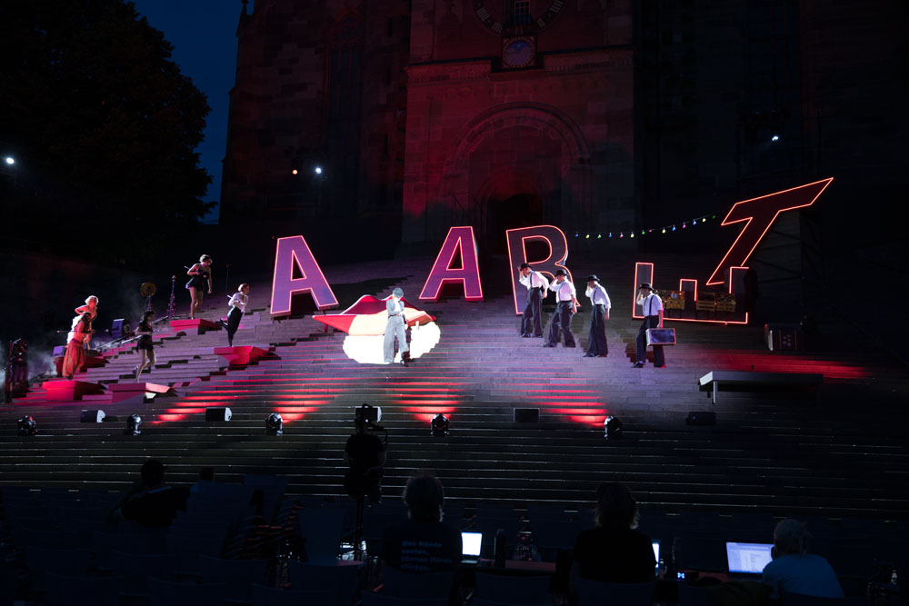 Cabaret